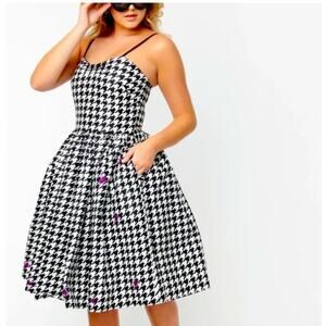 Unique Vintage houndstooth Spider Darby Swing Dress